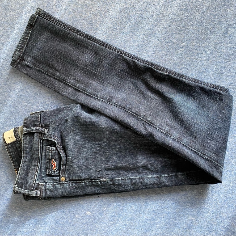 Hollister Women’s Low-Waisted Skinny Jeans